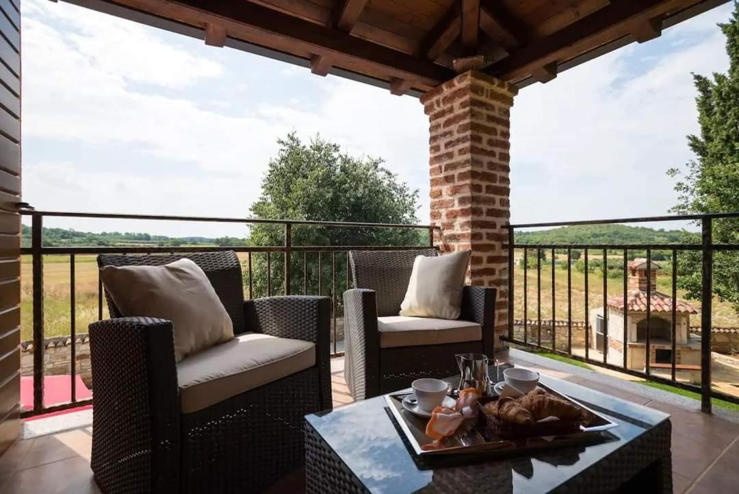 Porec Villa Luna With Pool 外观 照片