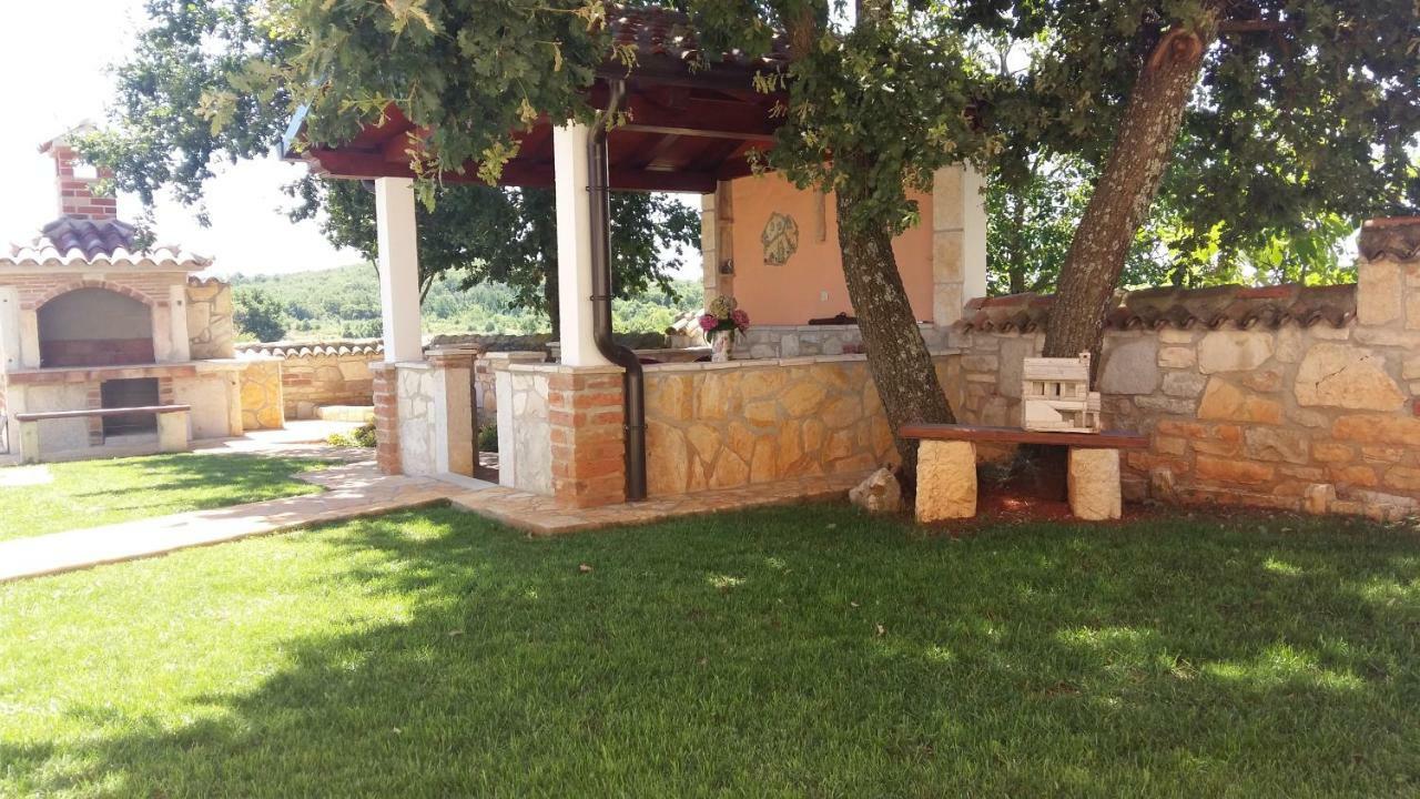 Porec Villa Luna With Pool 外观 照片