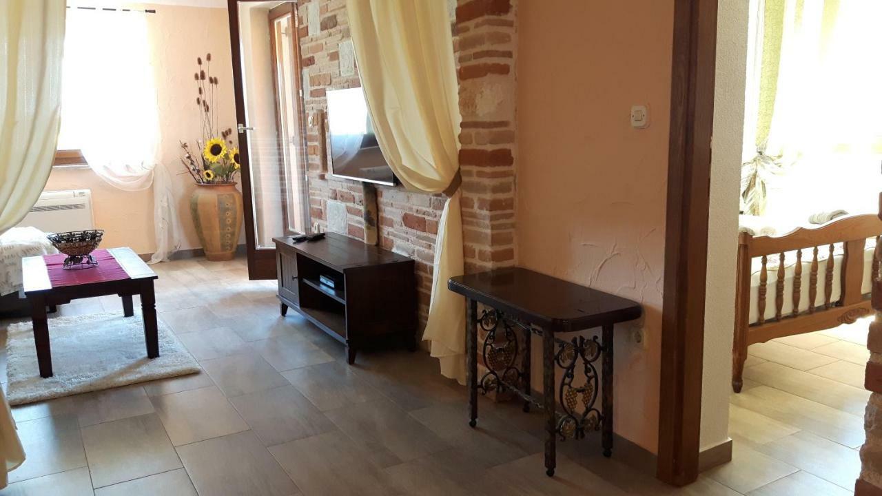 Porec Villa Luna With Pool 外观 照片