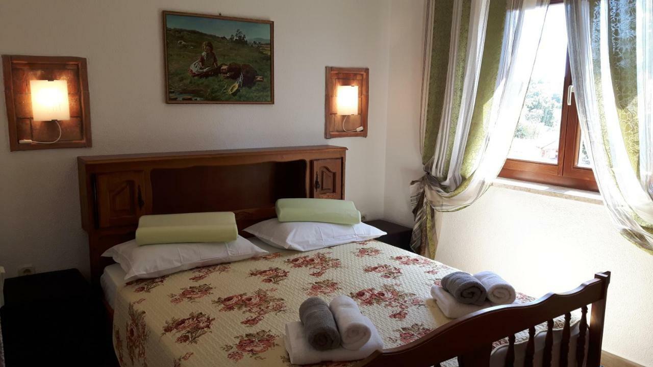 Porec Villa Luna With Pool 外观 照片