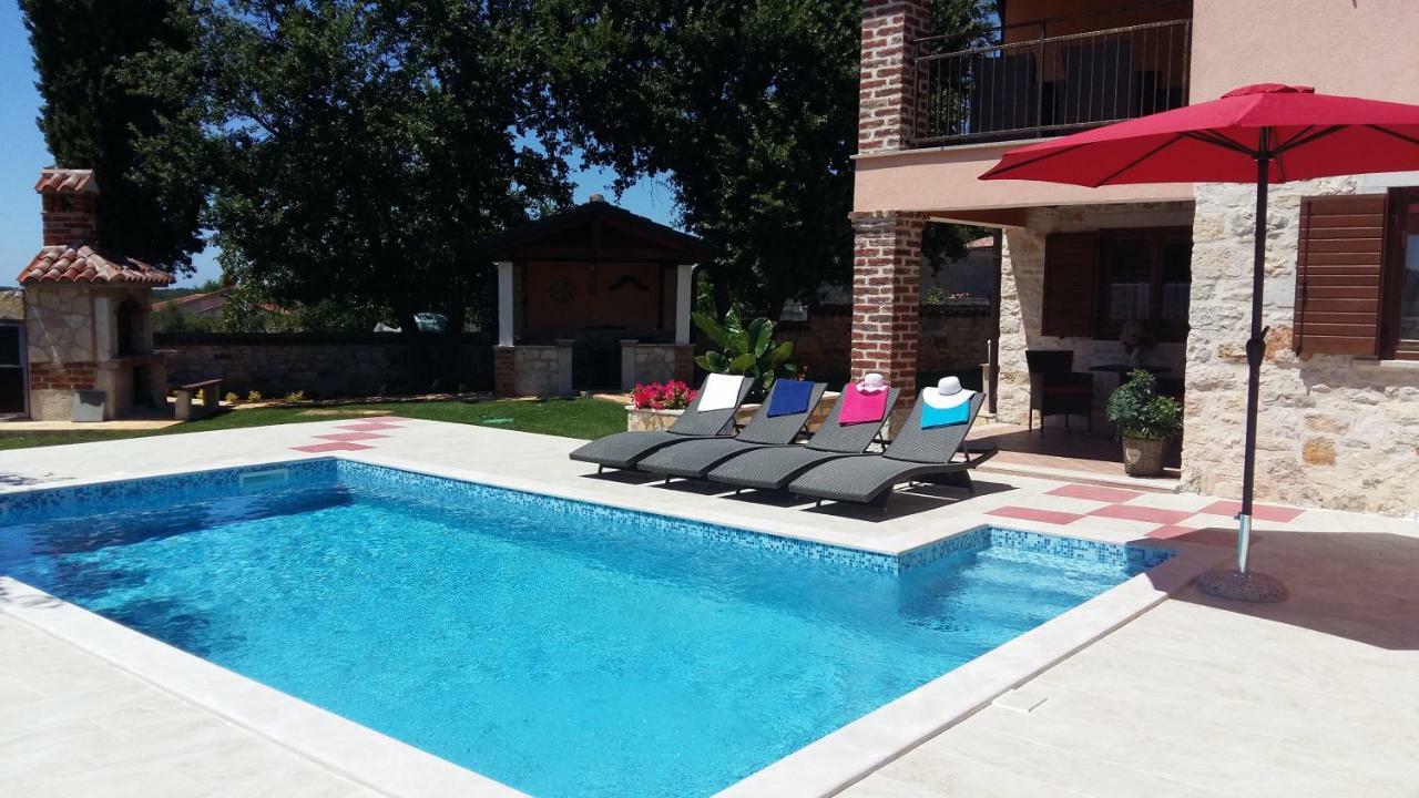 Porec Villa Luna With Pool 外观 照片